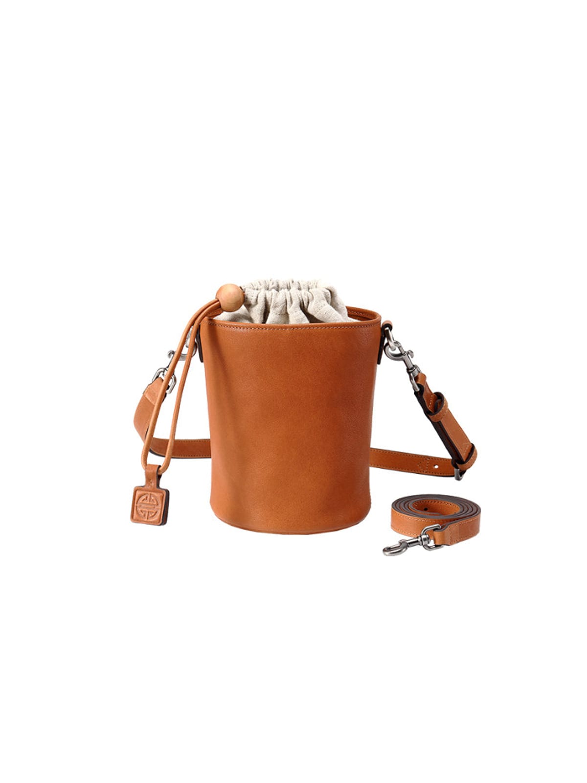 QIUZHEN Leather Drawstring Bucket Bag in Brown