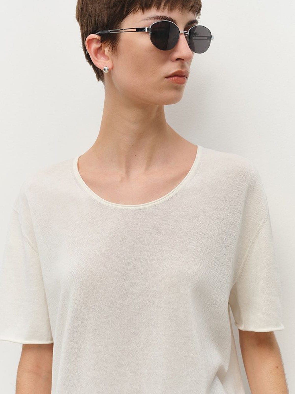 MSBEAST Rolled Edge Silk Cotton U Neck T Shirt in White - On Female Model