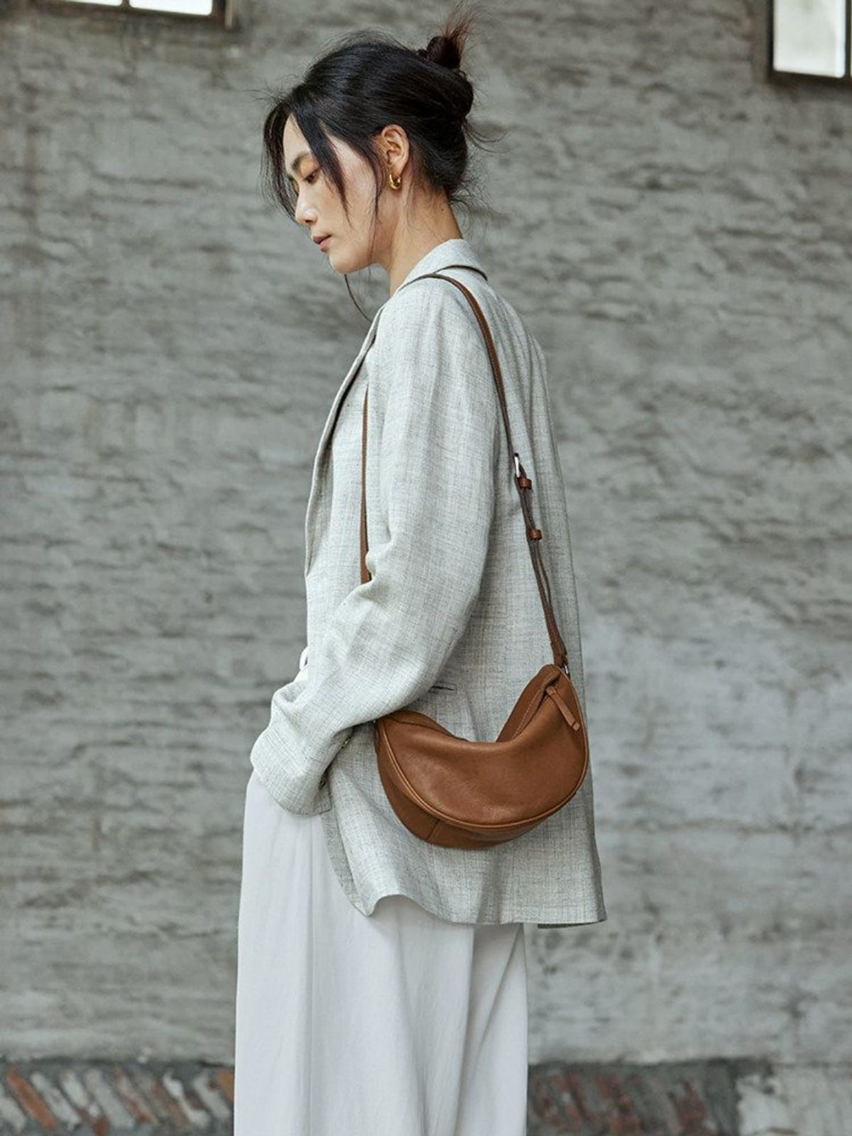 QIUZHEN Vegetable Tanned Leather Crescent Bag in Gray - On Female Model