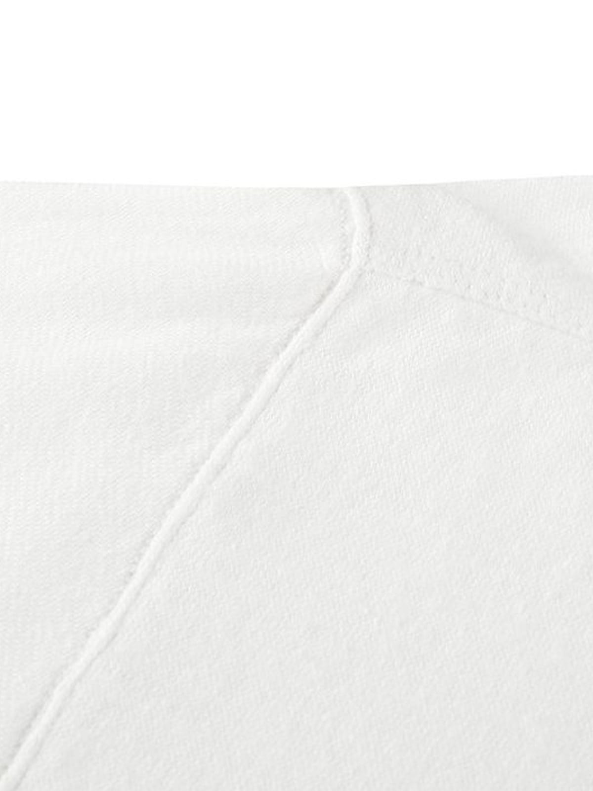 D5ove Hemp Blend Graphic Half Sleeve T Shirt in White - Detail