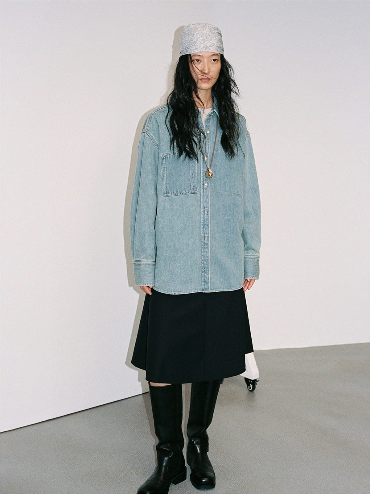 Random Piece Vintage Washed Cotton Blend Shirt in Denim - On Female Model
