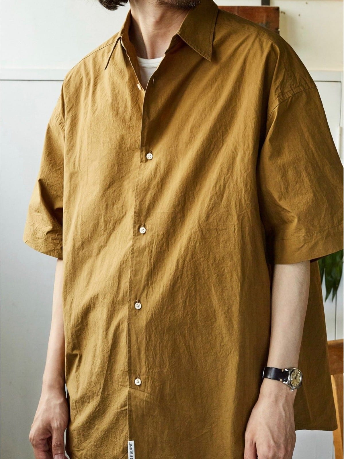 USAGE Cotton Crinkle Short Sleeve Shirt in Beige - On Male Model