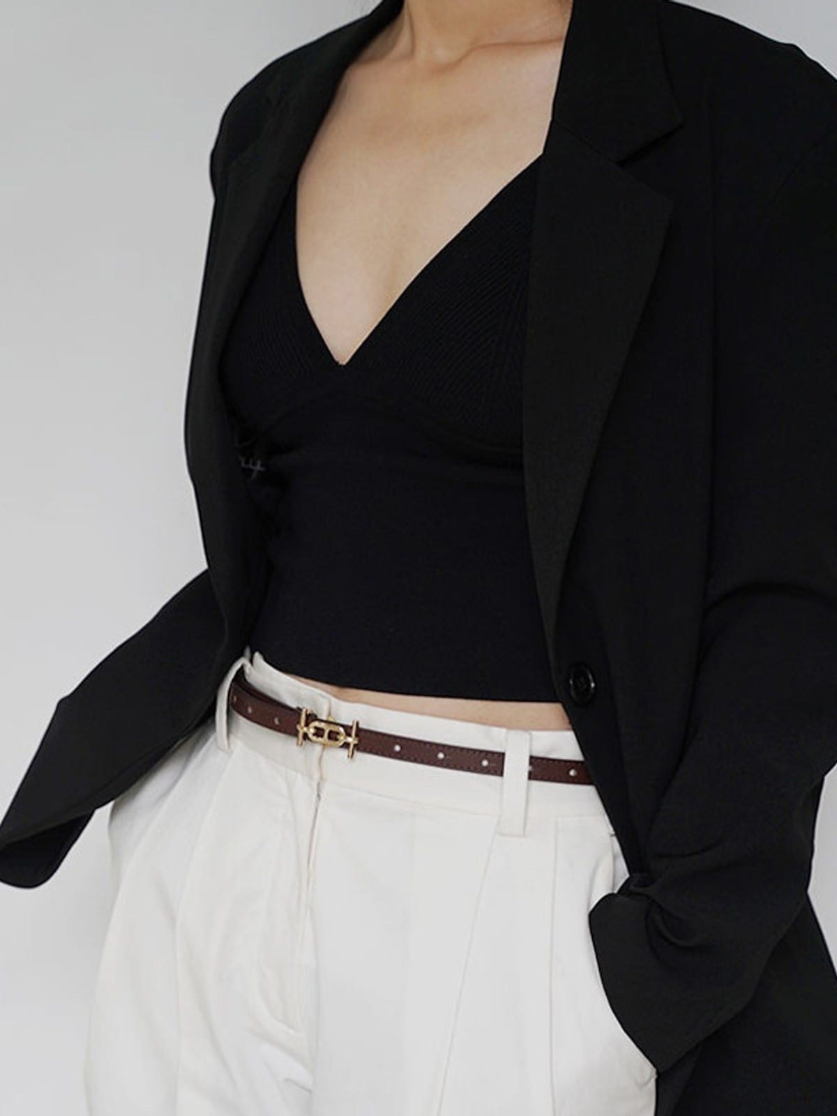PANLULUPAN Minimalist Top Grain Leather Skinny Belt in Brown - On Female Model