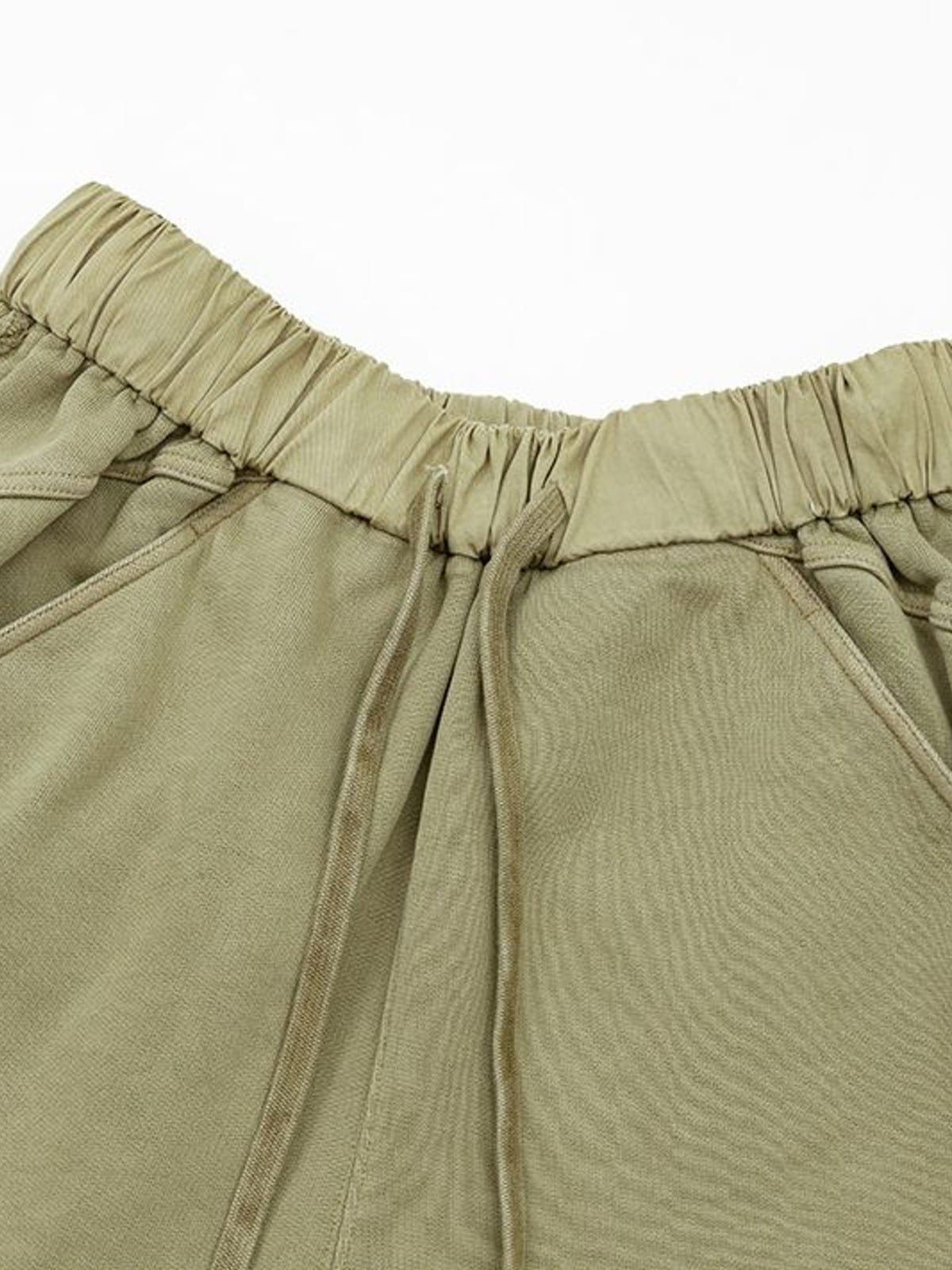 D5ove Raw Edge Structured Cotton Shorts in Olive - Detail