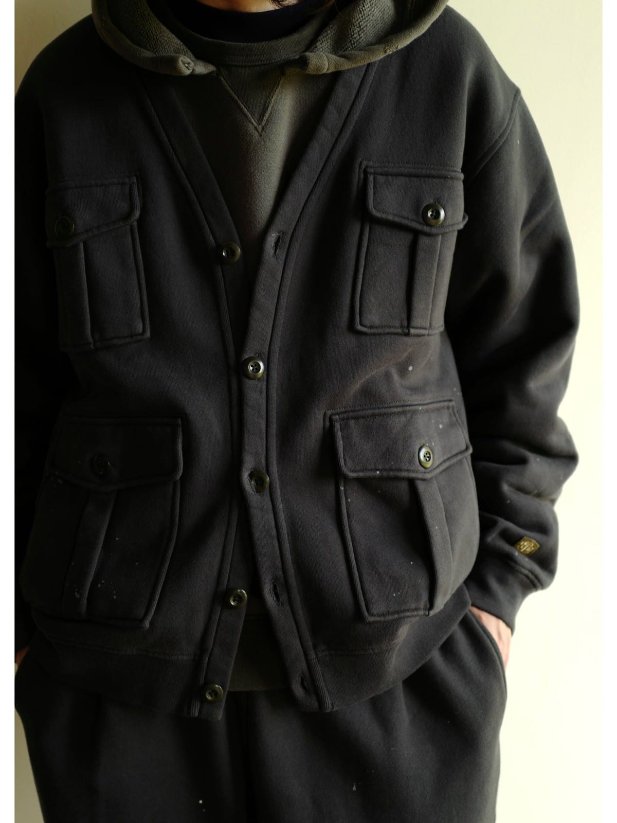 USAGE Cotton Safari Pocket Cardigan Sweatshirt in Navy Blue - On Model