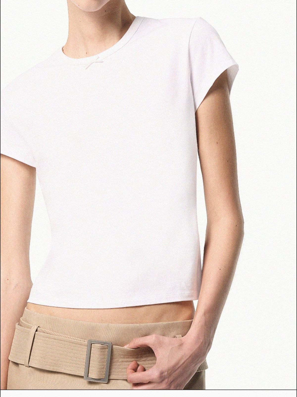 RARELY ALIKE Cotton Bowknot Crewneck T Shirt in White - On Female Model
