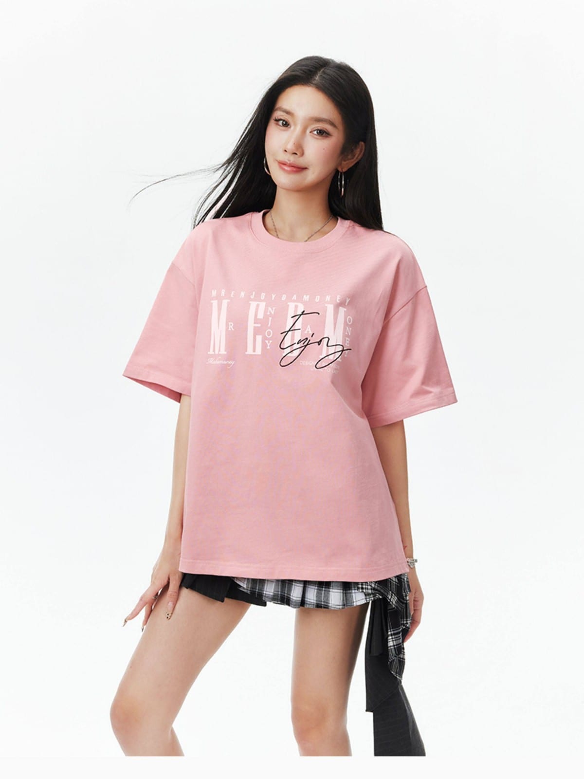 MEDM Vintage Logo Typography Cotton T Shirt in Pink - On Female Model