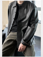 Roolrren homme Vegetable Tanned Sheepskin Shirt Jacket in Black - On Male Model