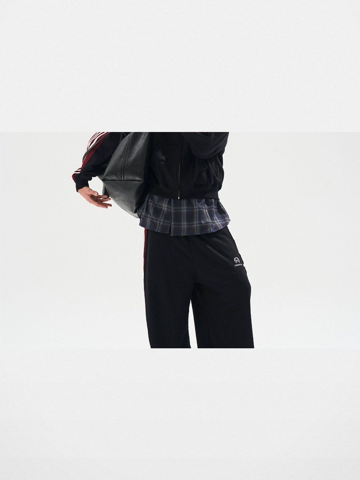 BLINDNOPLAN Contrast Tape Zip Up Hoodie in Black - On Model