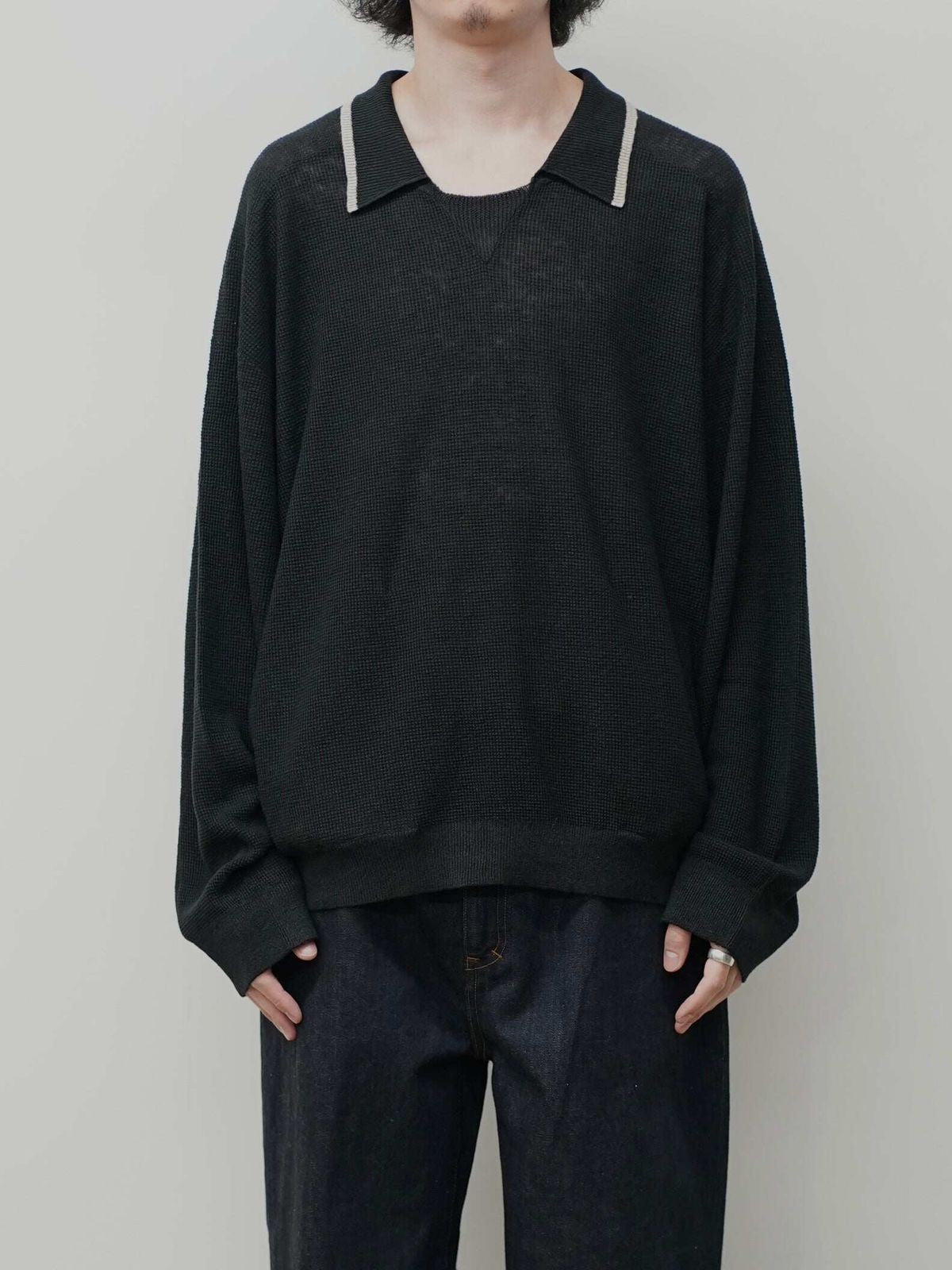 Soda Contrast Collar Linen Knit Sweater in Gray - On Male Model