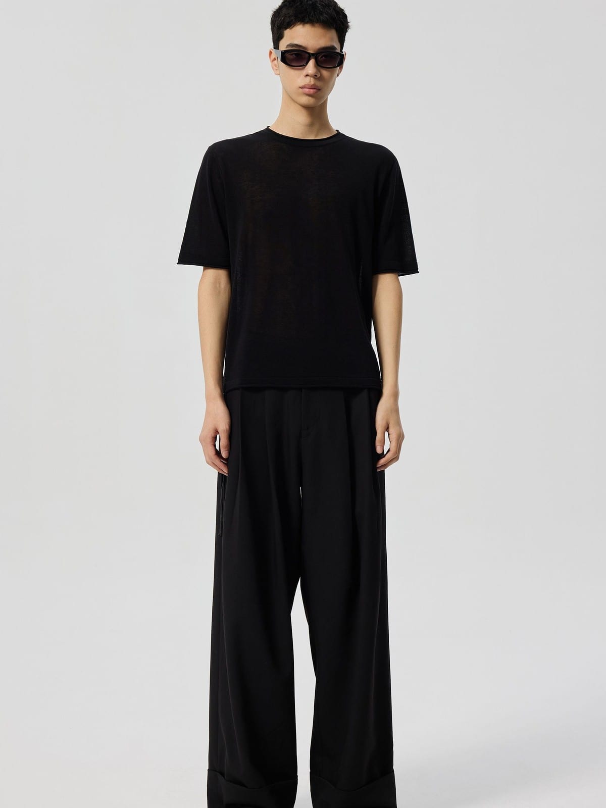 SIMPLE PROJECT Linen Blend Crewneck T Shirt in Black - On Male Model