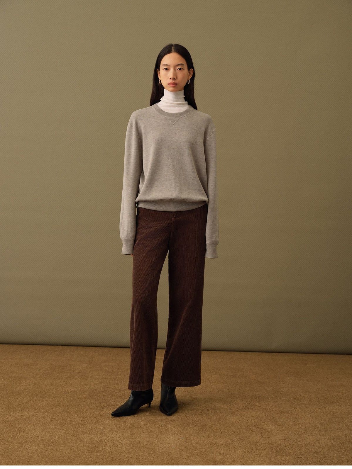 TEASEL Merino Wool Crewneck Sweatshirt in Gray - On Female Model