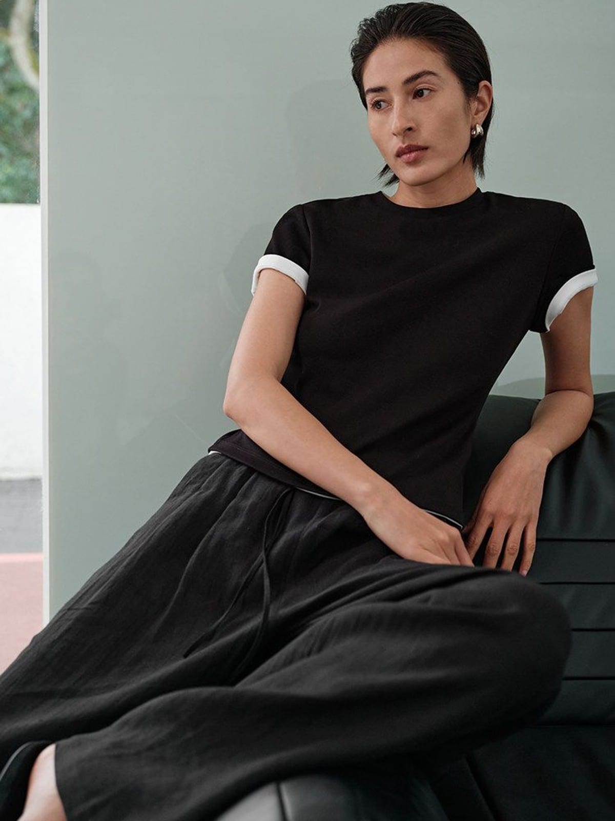 MSBEAST Cotton Blend Tapered Waist T Shirt in Black - On Female Model