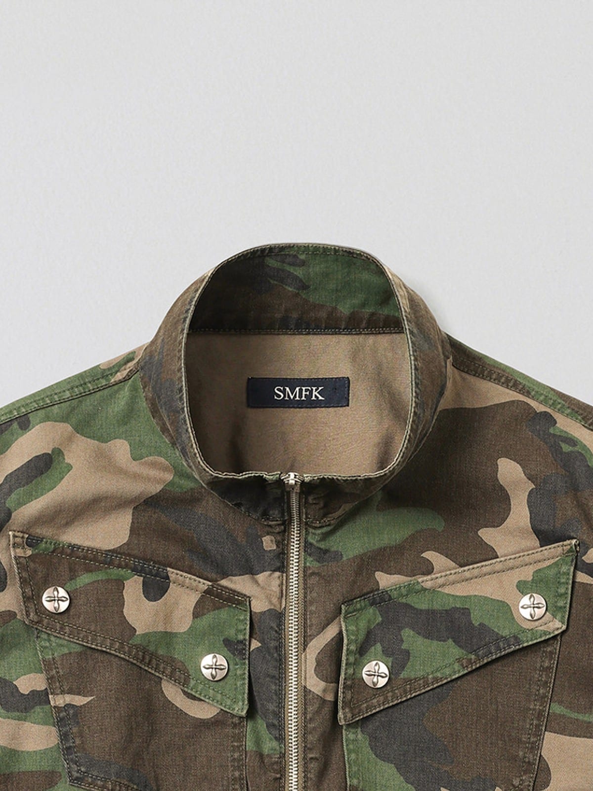 SMFK Camouflage Zip Up Cropped Jacket in Green - Detail
