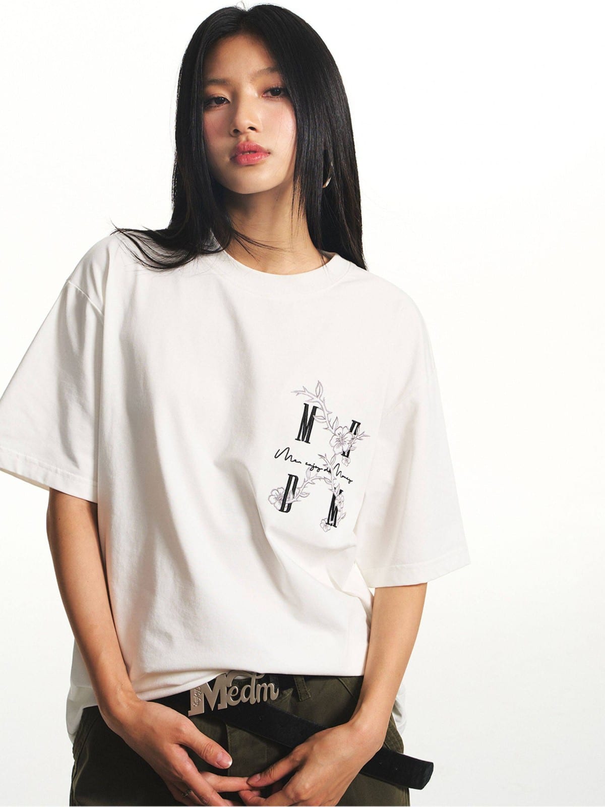 MEDM Floral Graphic Cotton Sorona T Shirt in White - On Female Model